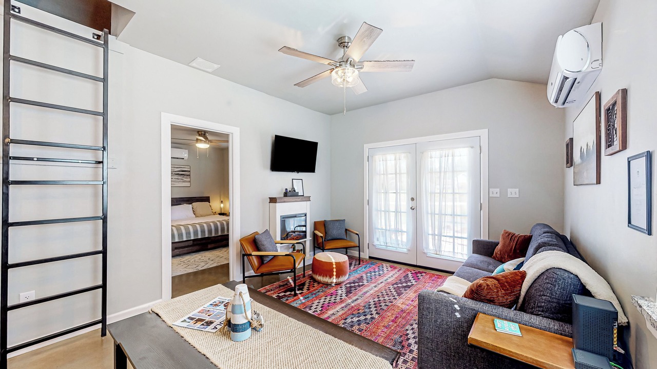 Photo of Livingroom in Eufaula