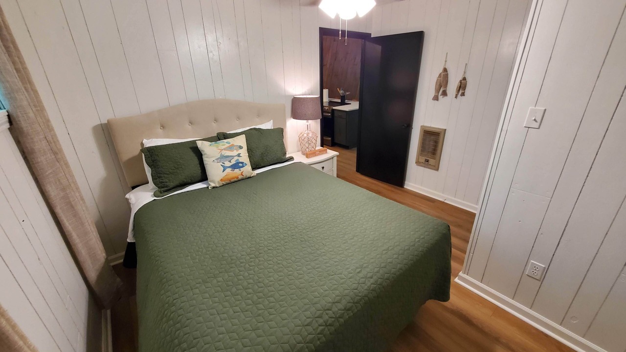 Photo of Bedroom in Jamestown