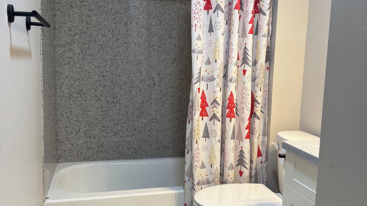 Photo of Bathroom in Oskaloosa