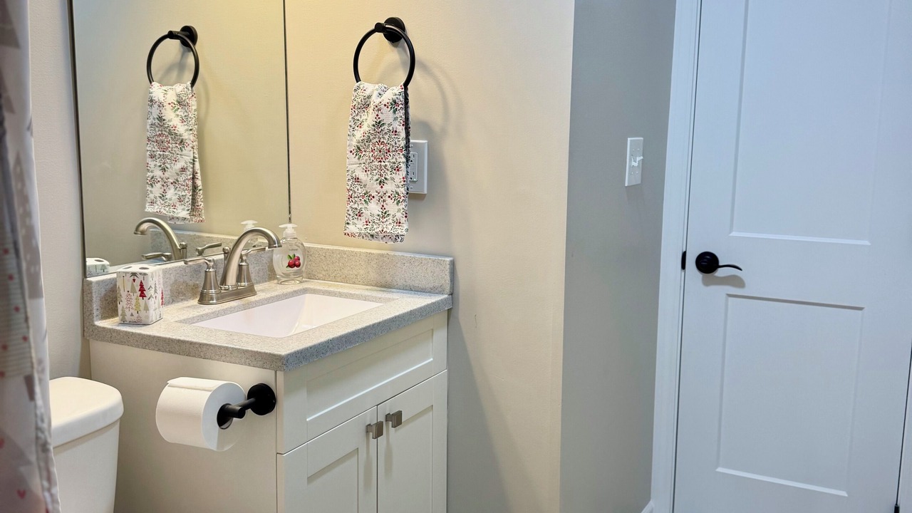 Photo of Bathroom in Oskaloosa