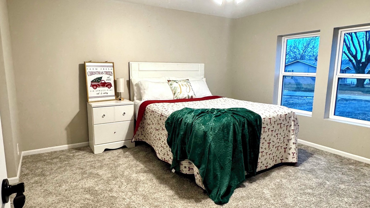 Photo of Bedroom in Oskaloosa