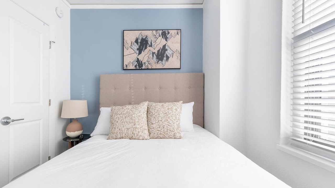 Photo of Bedroom in Financial District