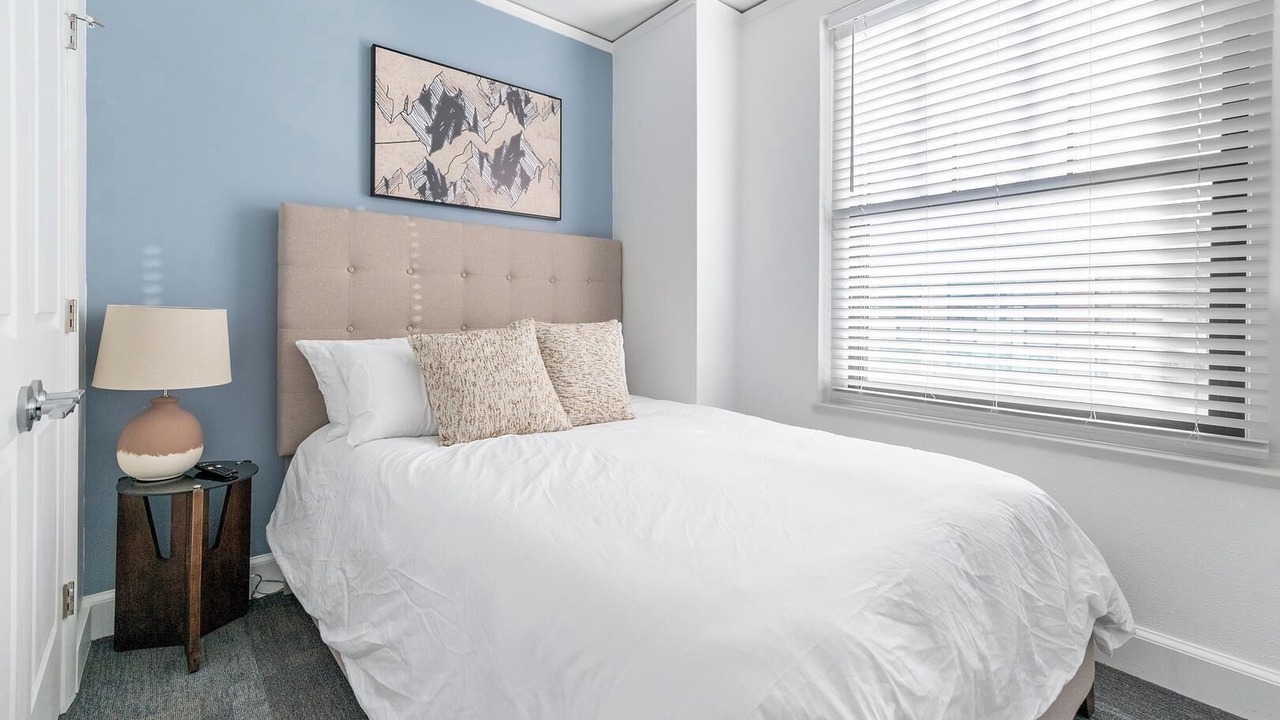 Photo of Bedroom in Financial District