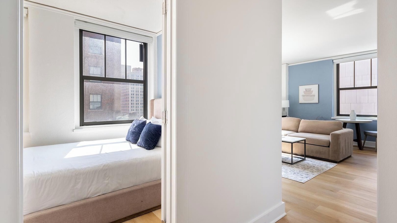 Photo of Livingroom in Financial District