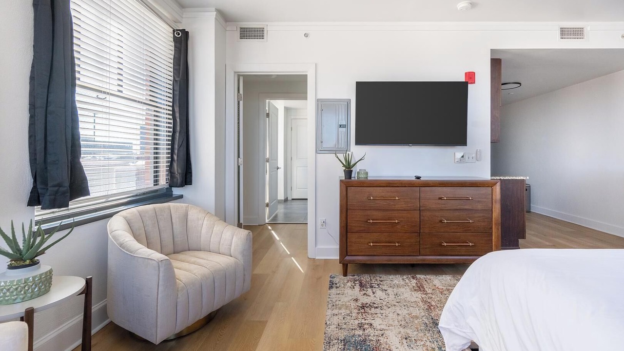 Photo of Bedroom in Financial District