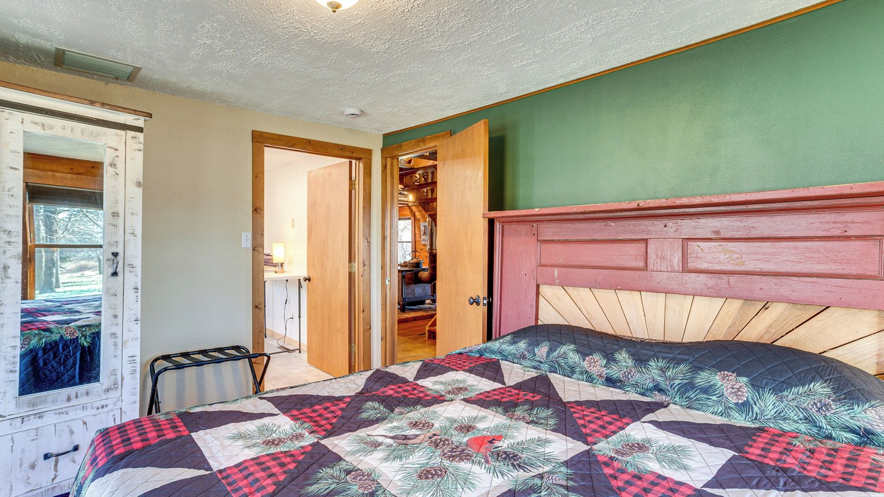 Photo of Bedroom in Comanche County