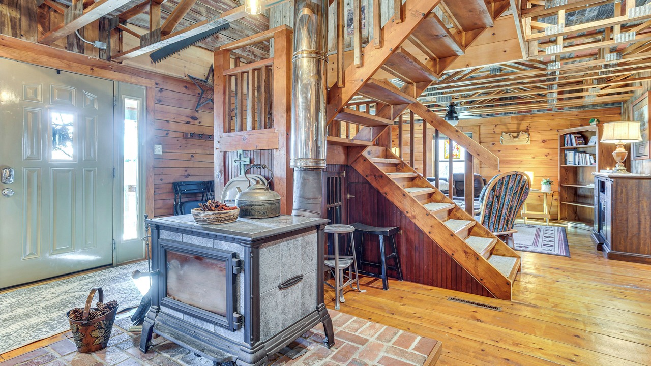 Photo of Bedroom in Comanche County
