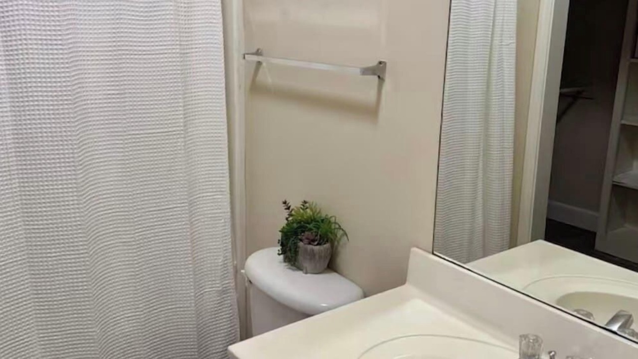Photo of Bathroom in Oxford