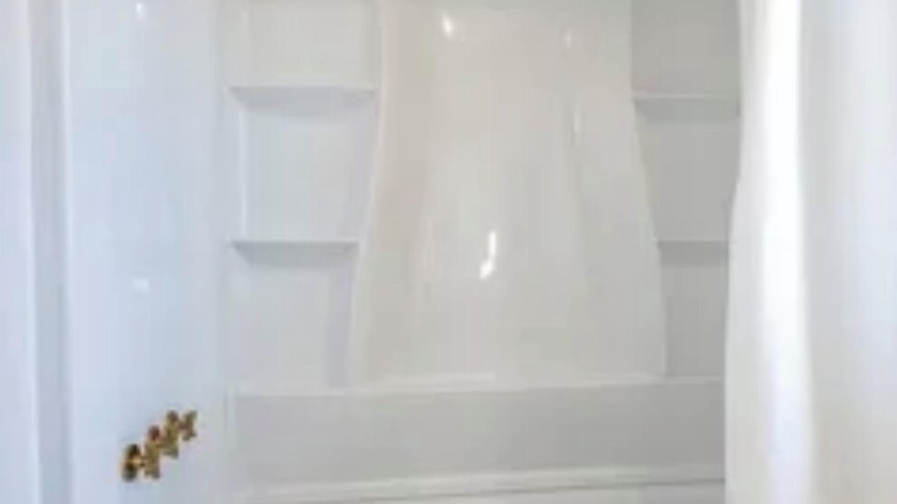 Photo of Bathroom in Lawrenceburg