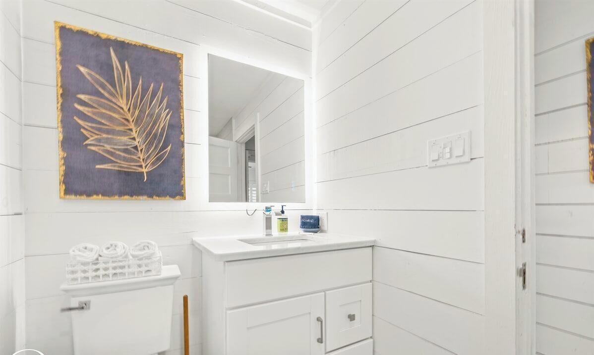 Photo of Bathroom in Mid America