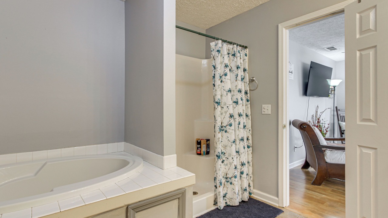 Photo of Bathroom in Counce