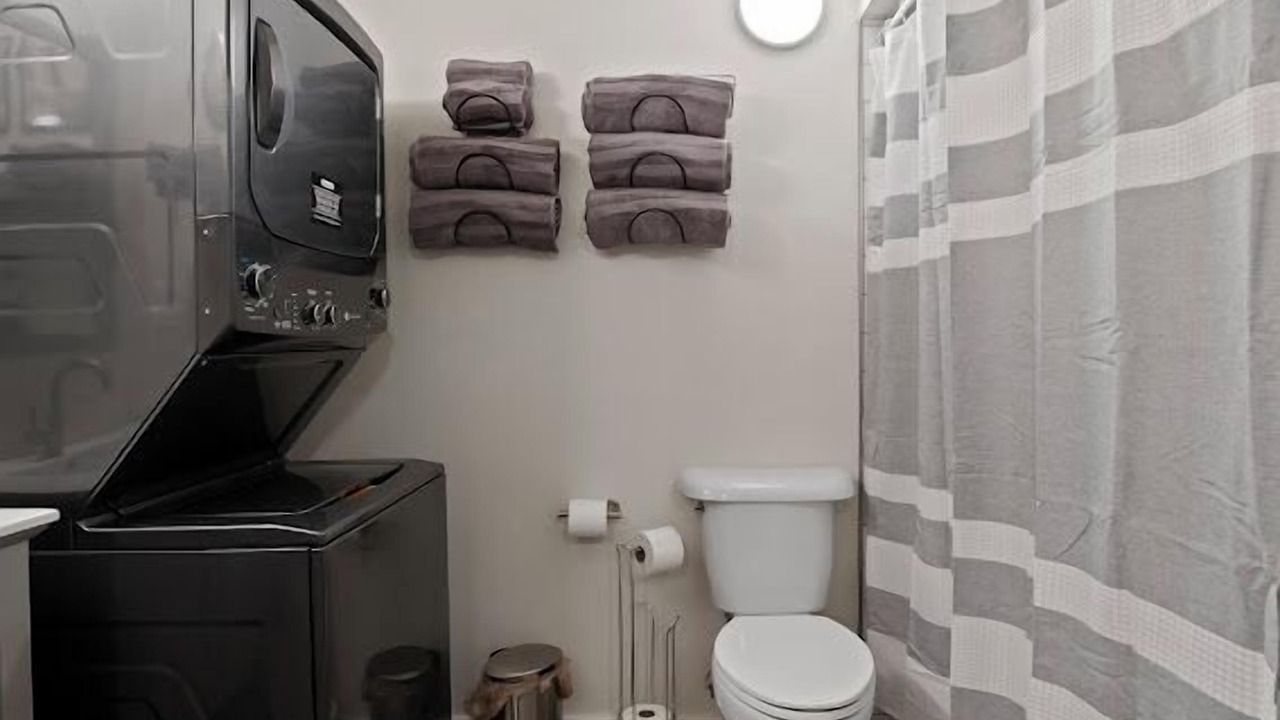Photo of Bathroom in Old City