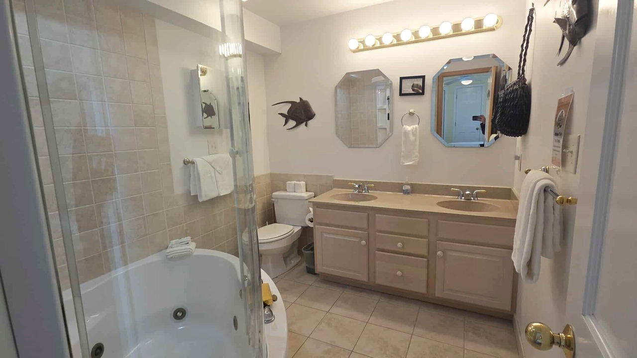 Photo of Bathroom in Ocracoke