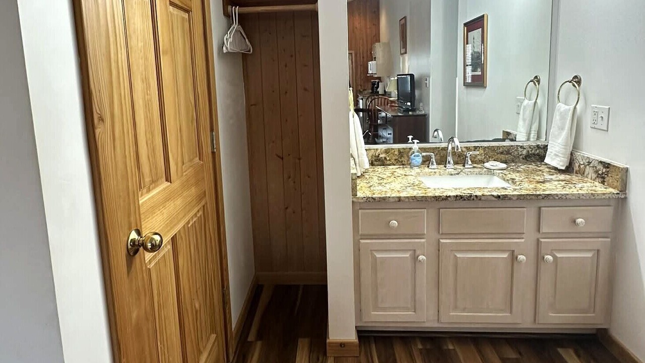 Photo of Bathroom in Ocracoke