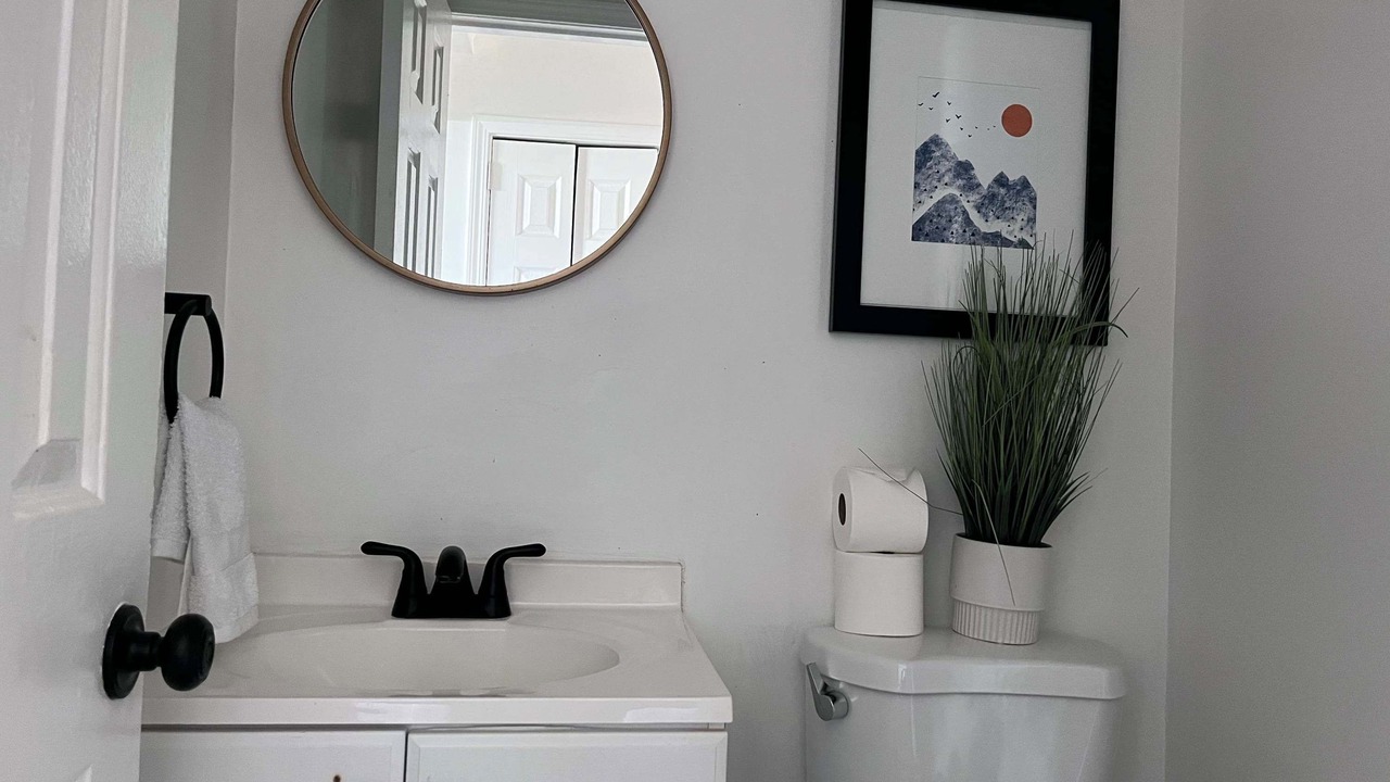 Photo of Bathroom in Buechel