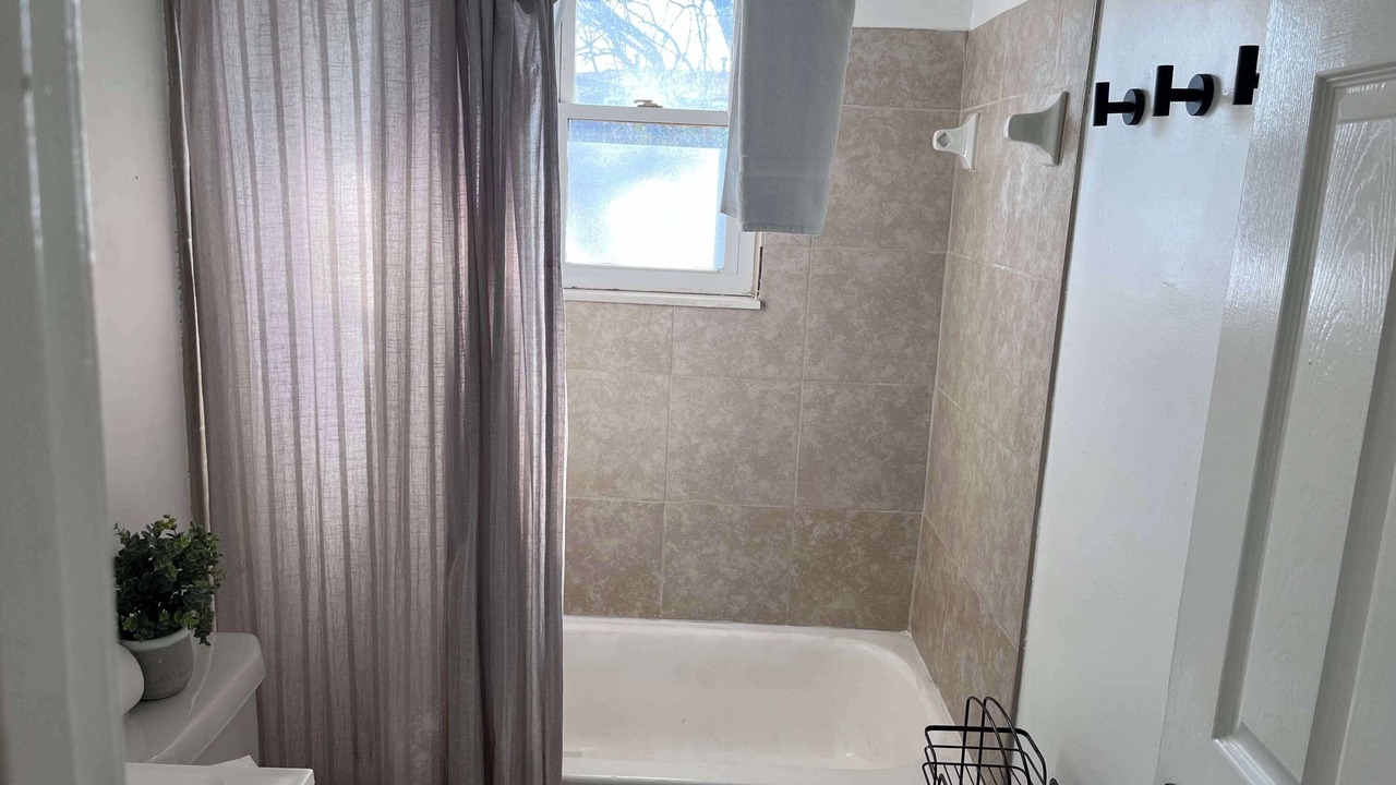 Photo of Bathroom in Buechel