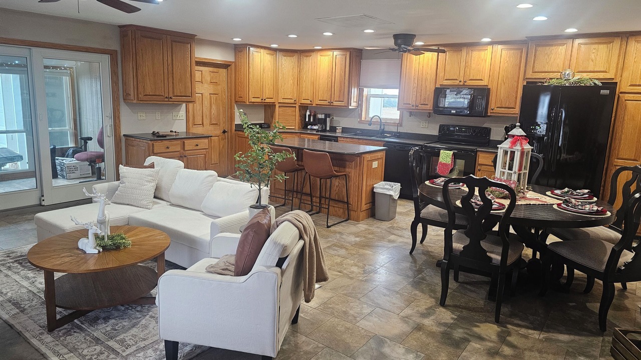 Photo of Livingroom in Seneca