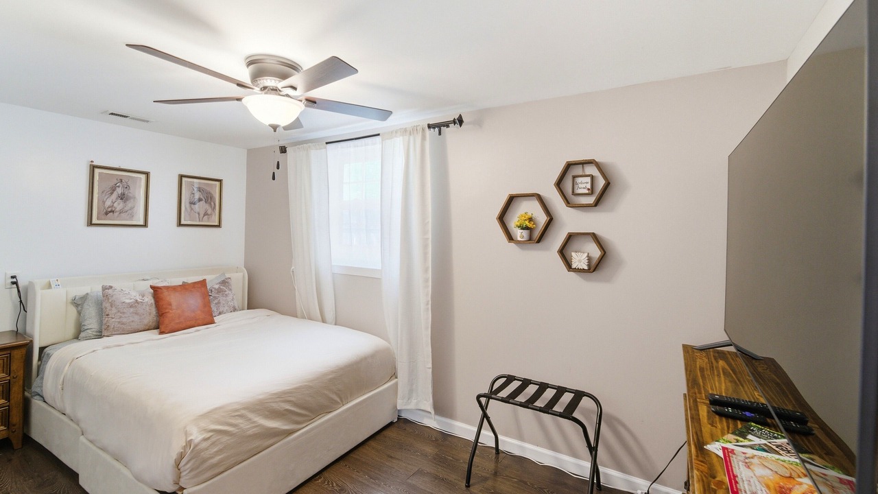 Photo of Bedroom in Garden City