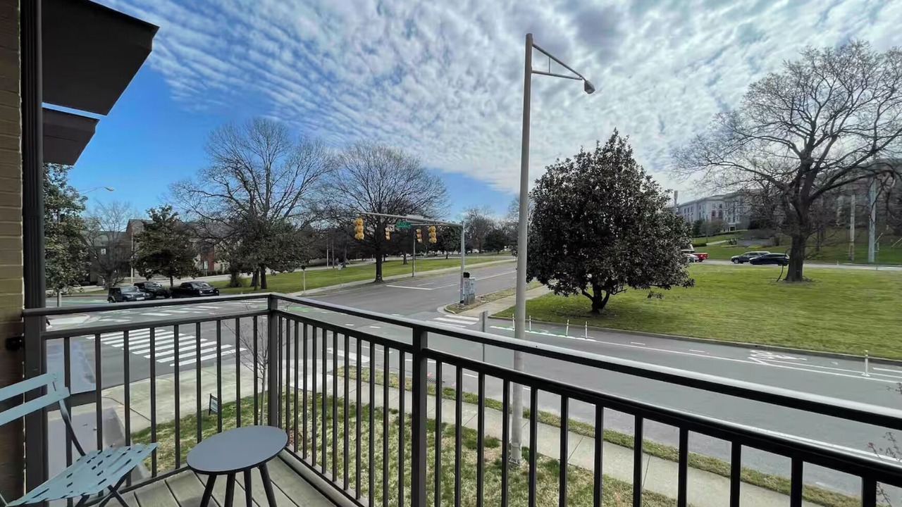 Photo of Outdoor in Hillsboro Village