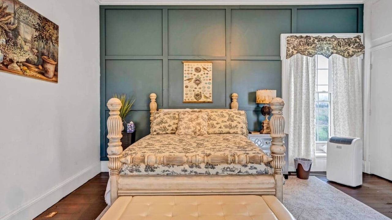 Photo of Bedroom in White Mills