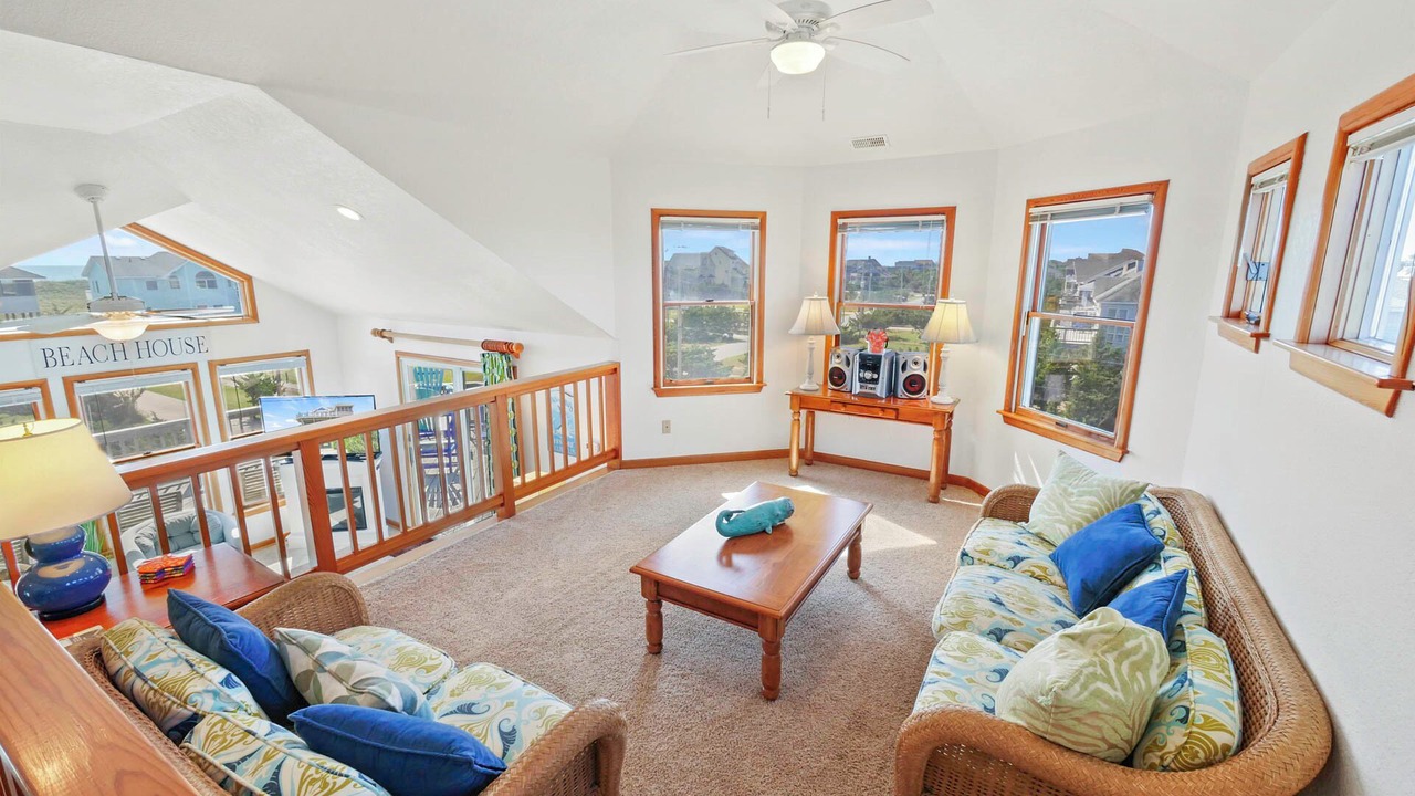 Photo of Bedroom in Waves
