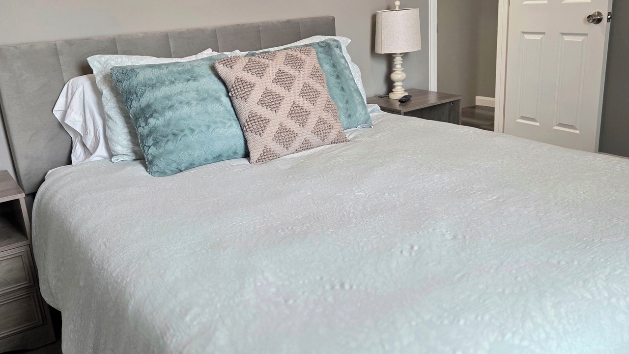 Photo of Bedroom in Elizabethtown