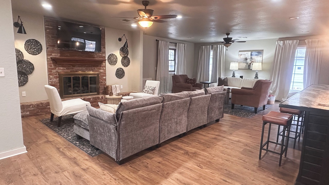 Photo of Livingroom in Bartlesville
