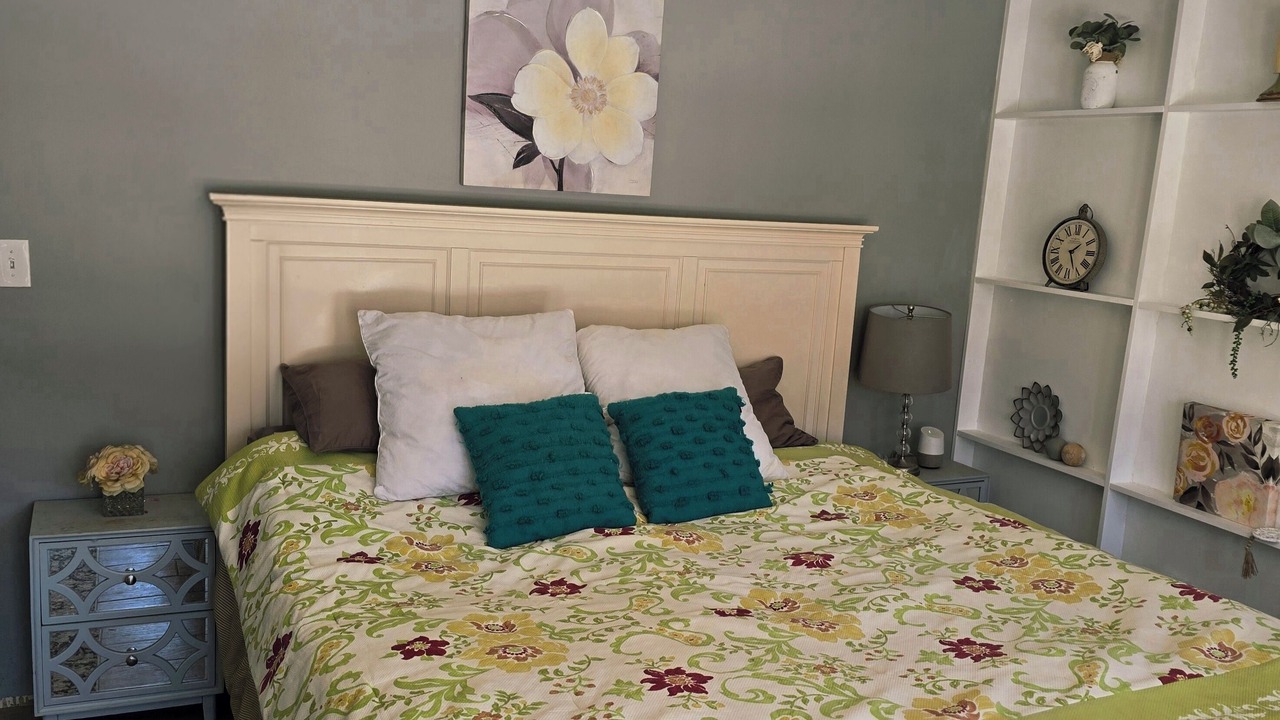 Photo of Bedroom in Shawnee