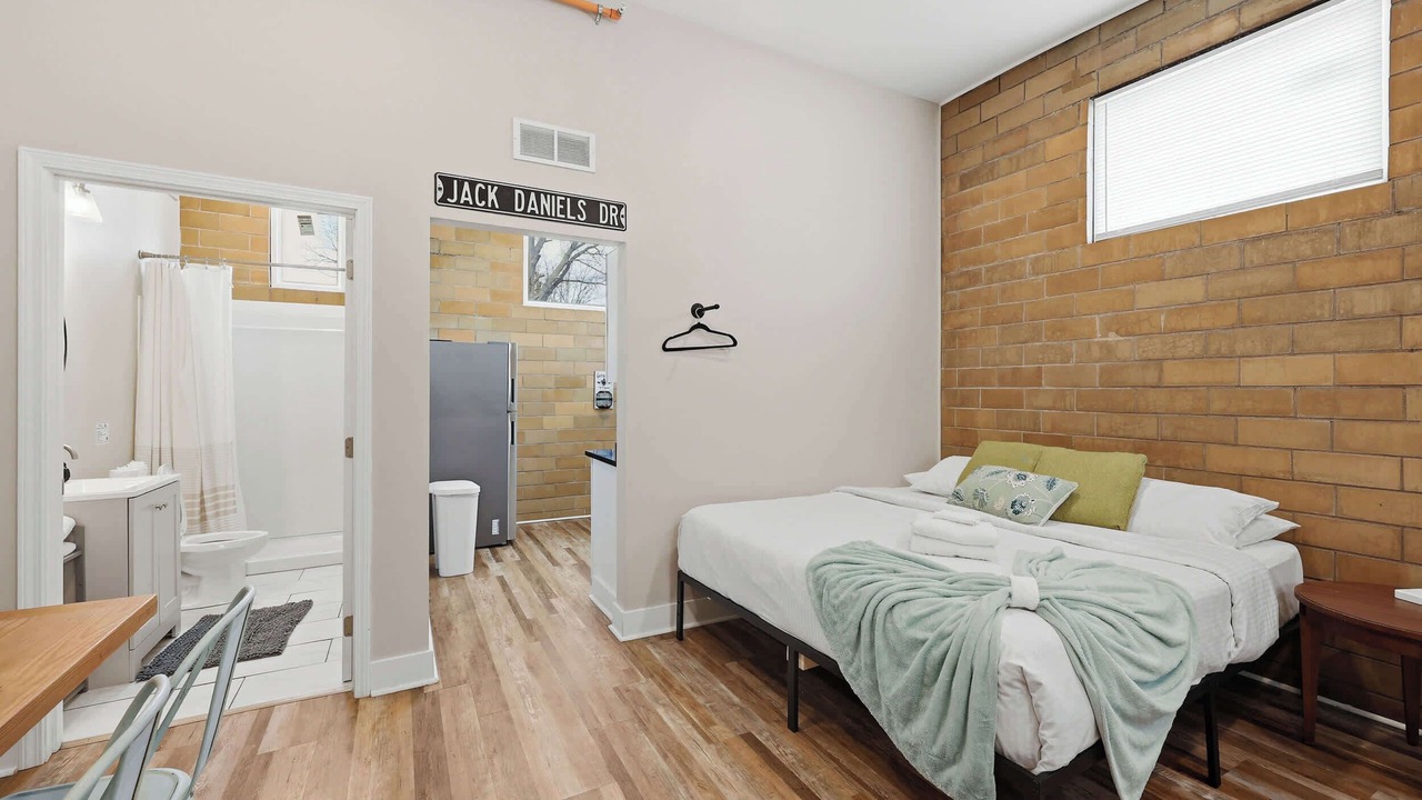 Photo of Bedroom in Taylor Berry