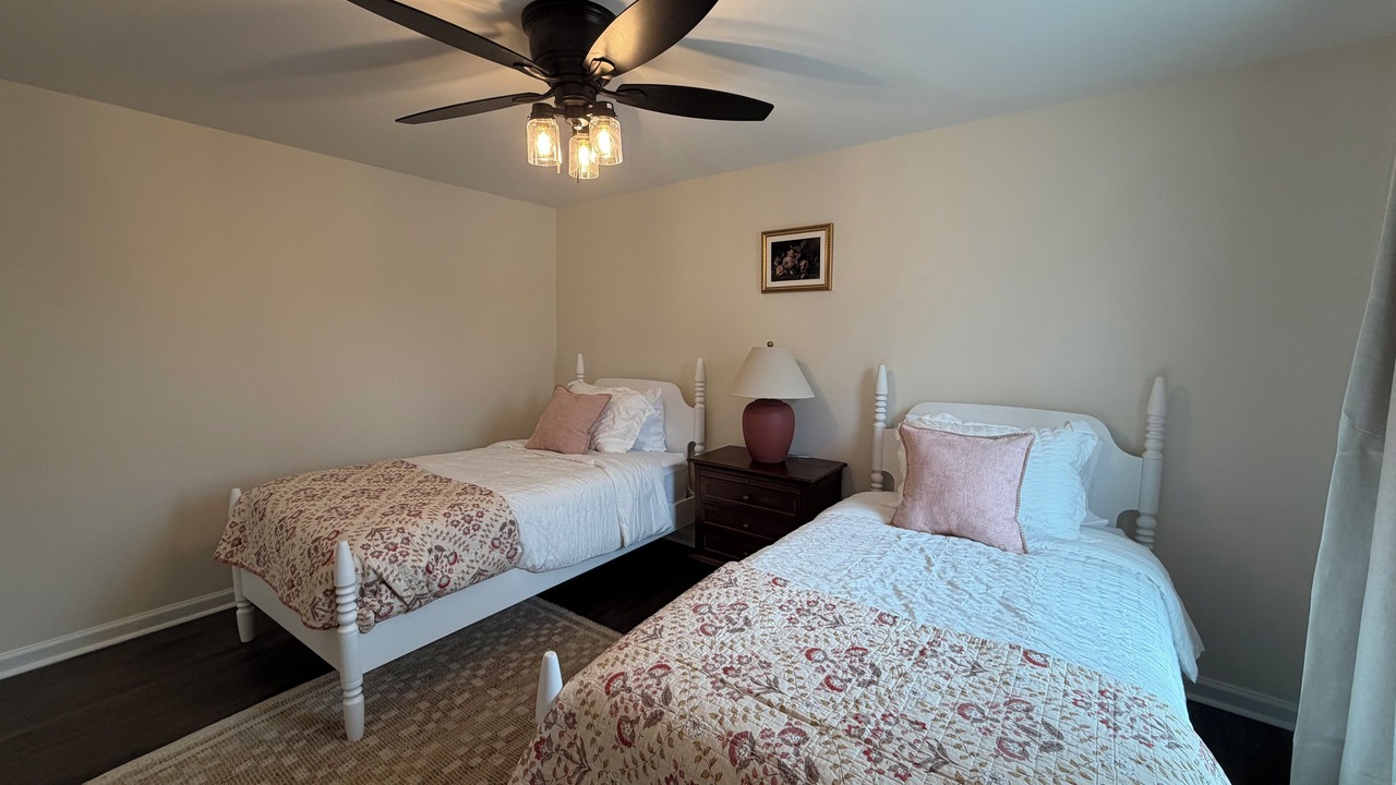 Photo of Bedroom in Coxs Creek