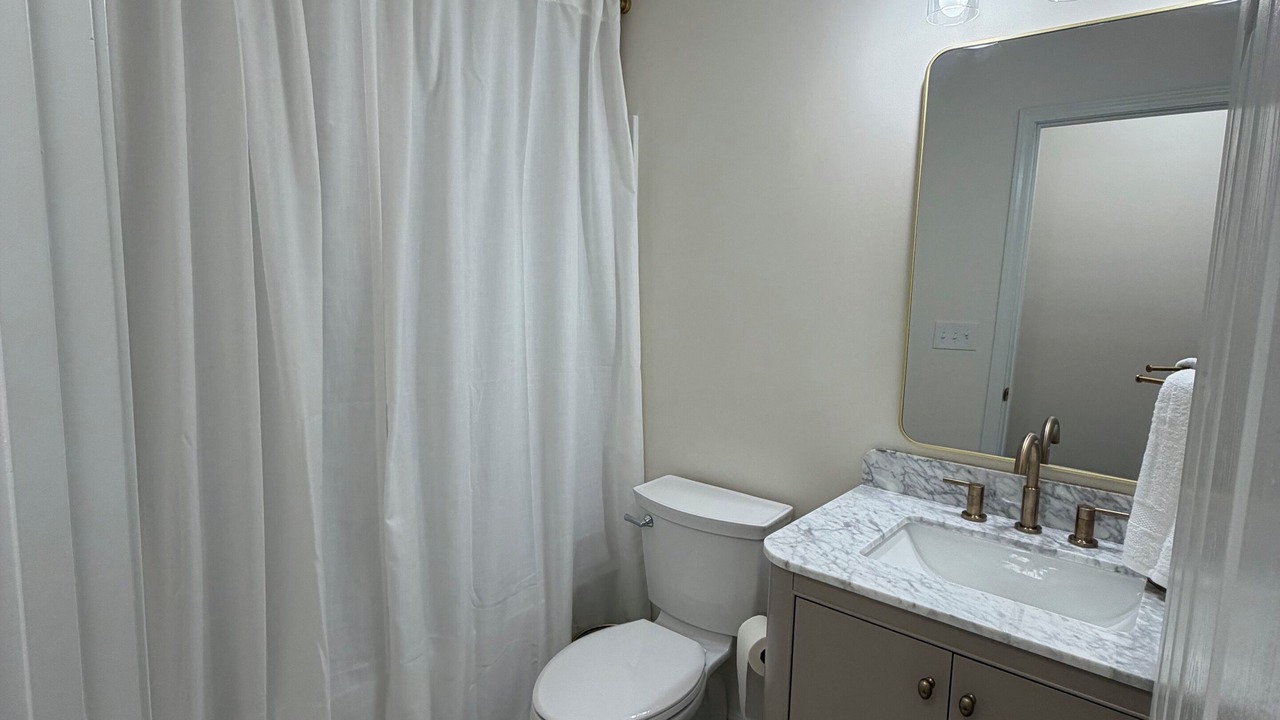 Photo of Bathroom in Coxs Creek