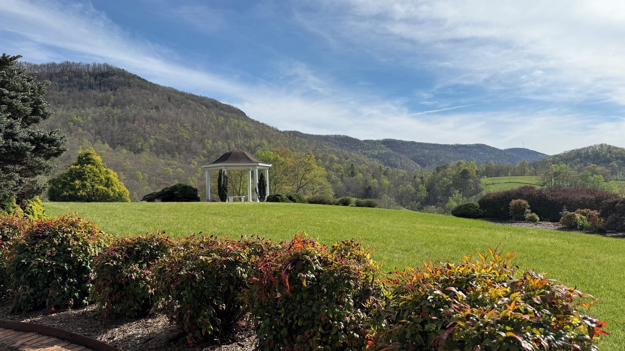Photo of Outdoor in Newcomb