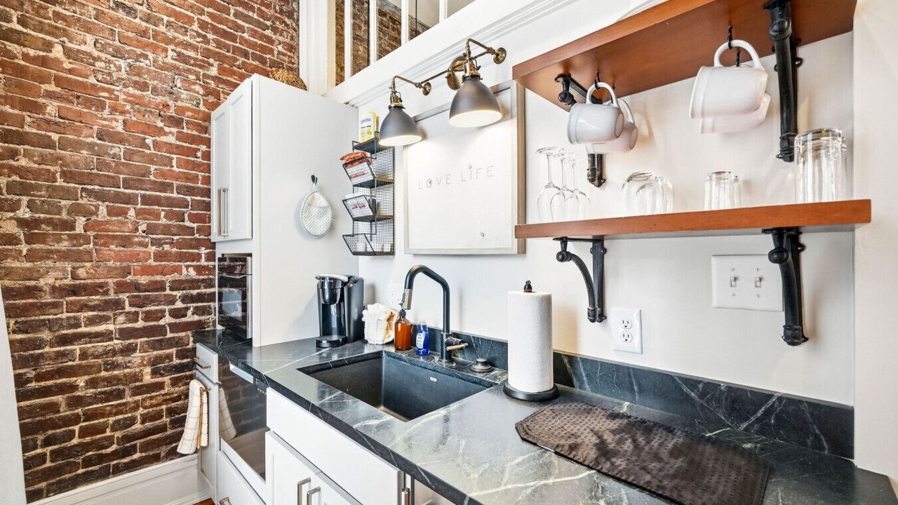 Photo of Kitchen in Old City