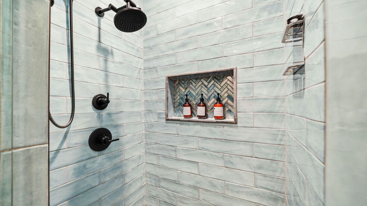 Photo of Bathroom in Old City