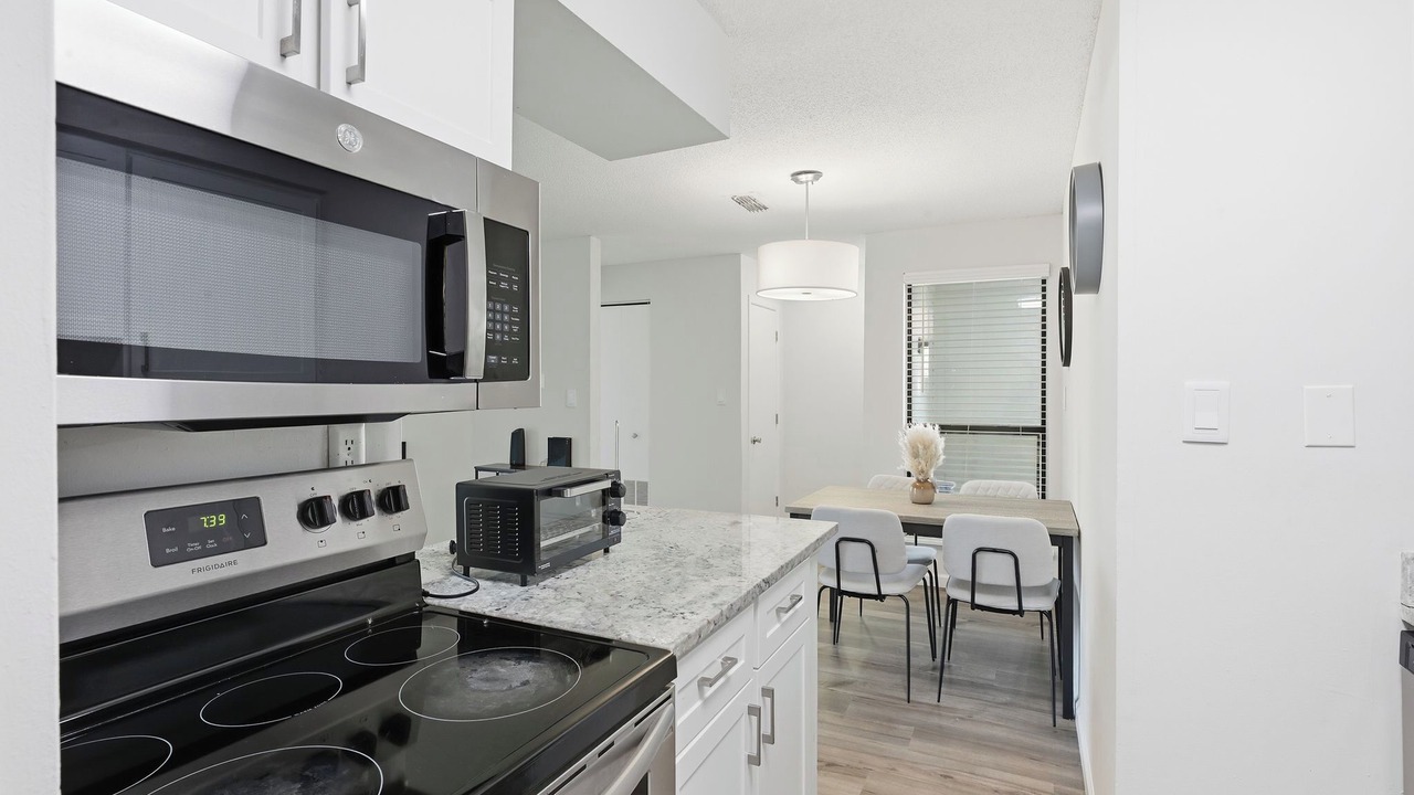 Photo of Kitchen in Hurstbourne Acres