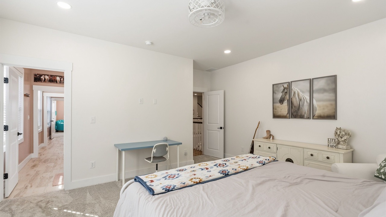 Photo of Bedroom in Buechel