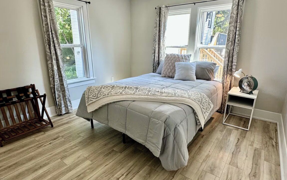 Photo of Bedroom in Maryville