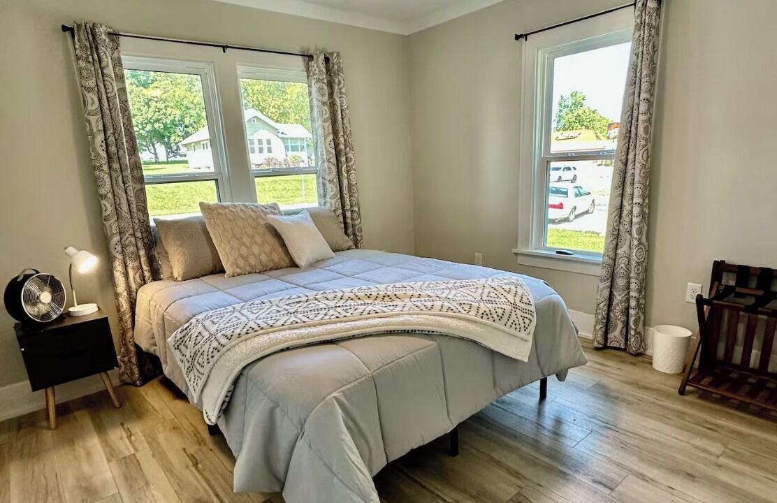 Photo of Bedroom in Maryville