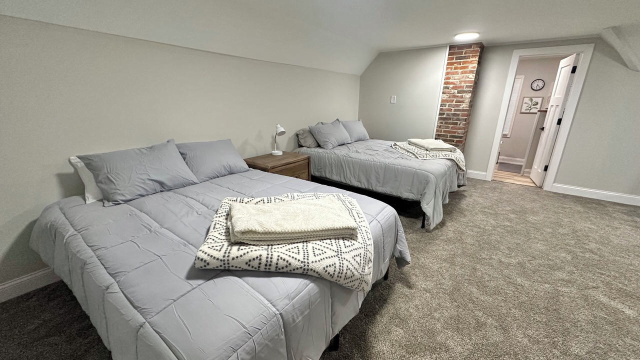Photo of Bedroom in Maryville