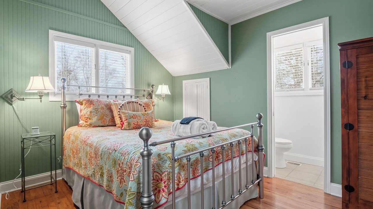 Photo of Bedroom in Arley