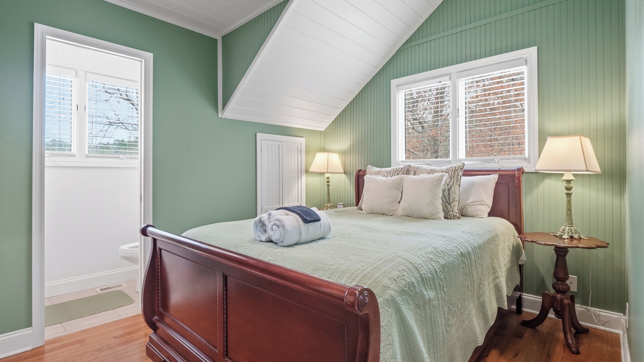 Photo of Bedroom in Arley