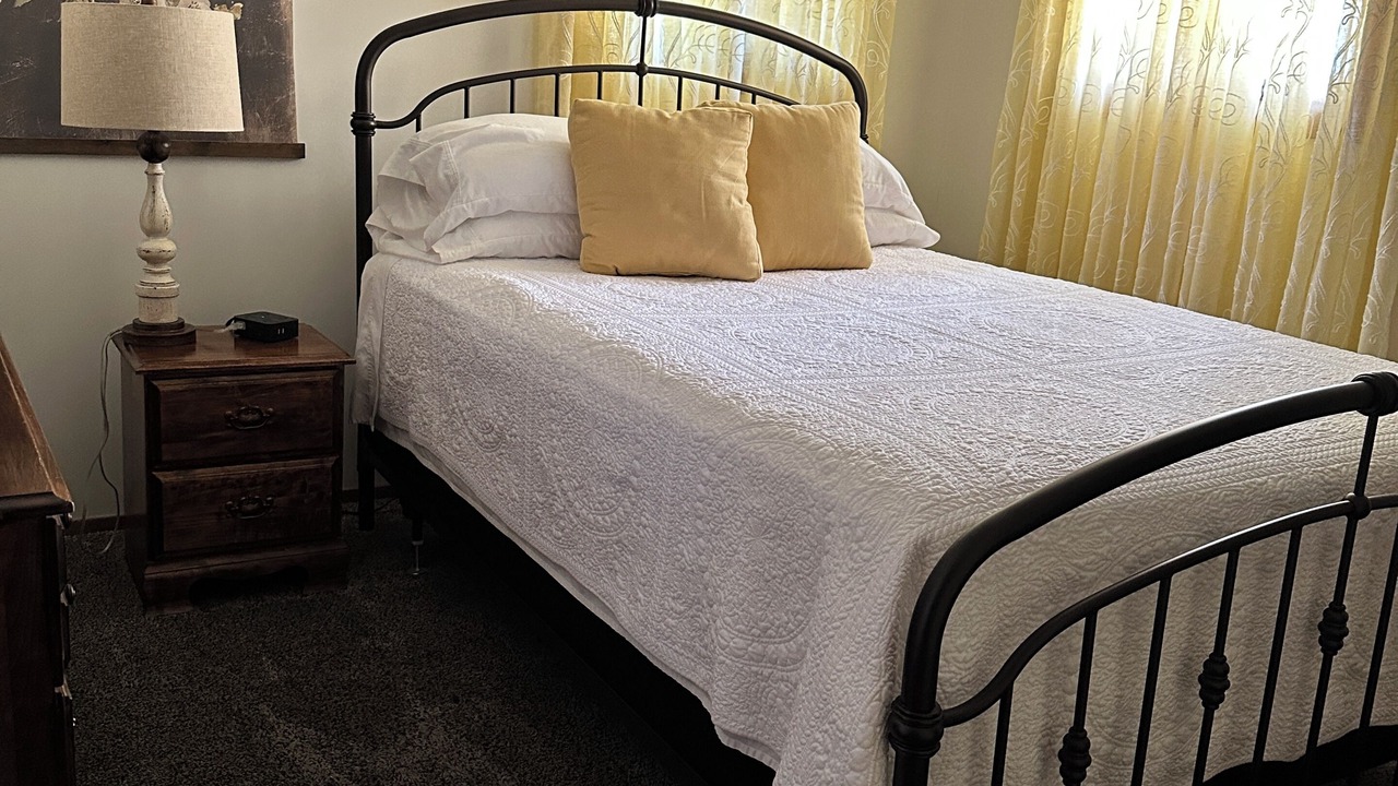 Photo of Bedroom in Garden City