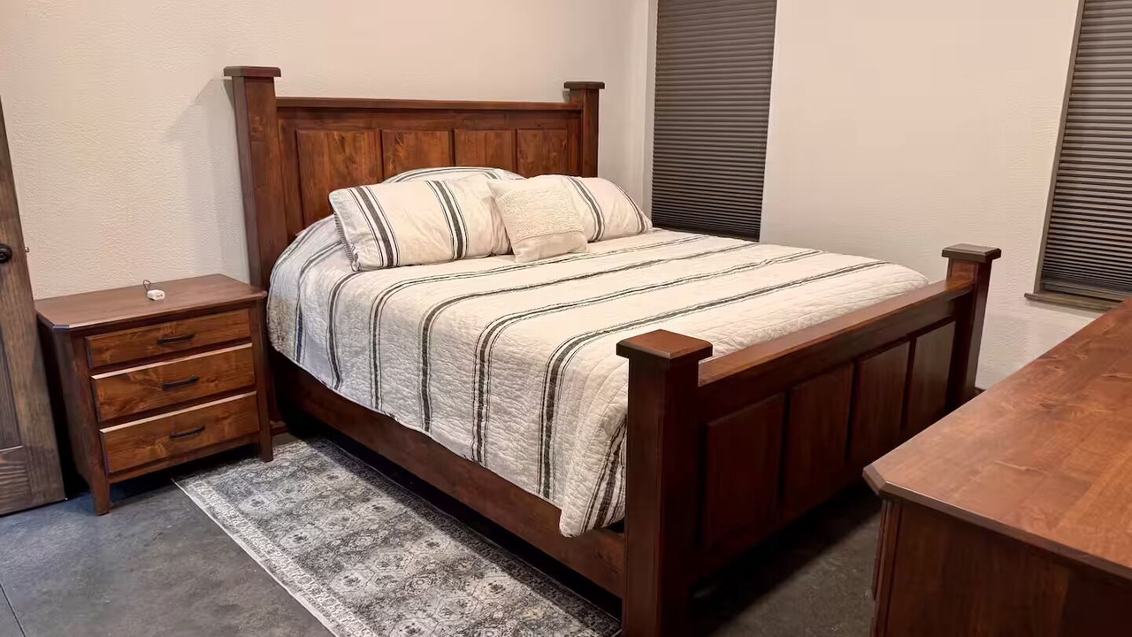 Photo of Bedroom in Centerville