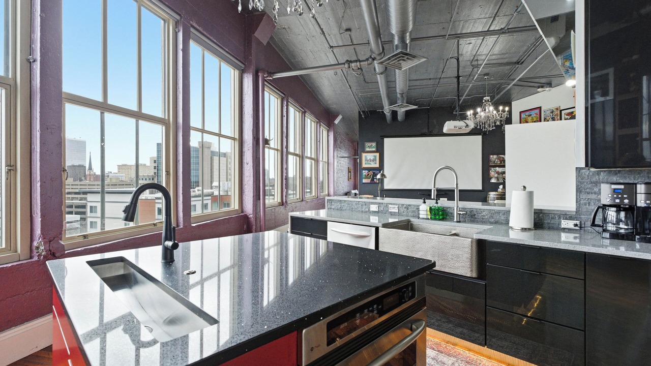 Photo of Kitchen in West Main Historic District