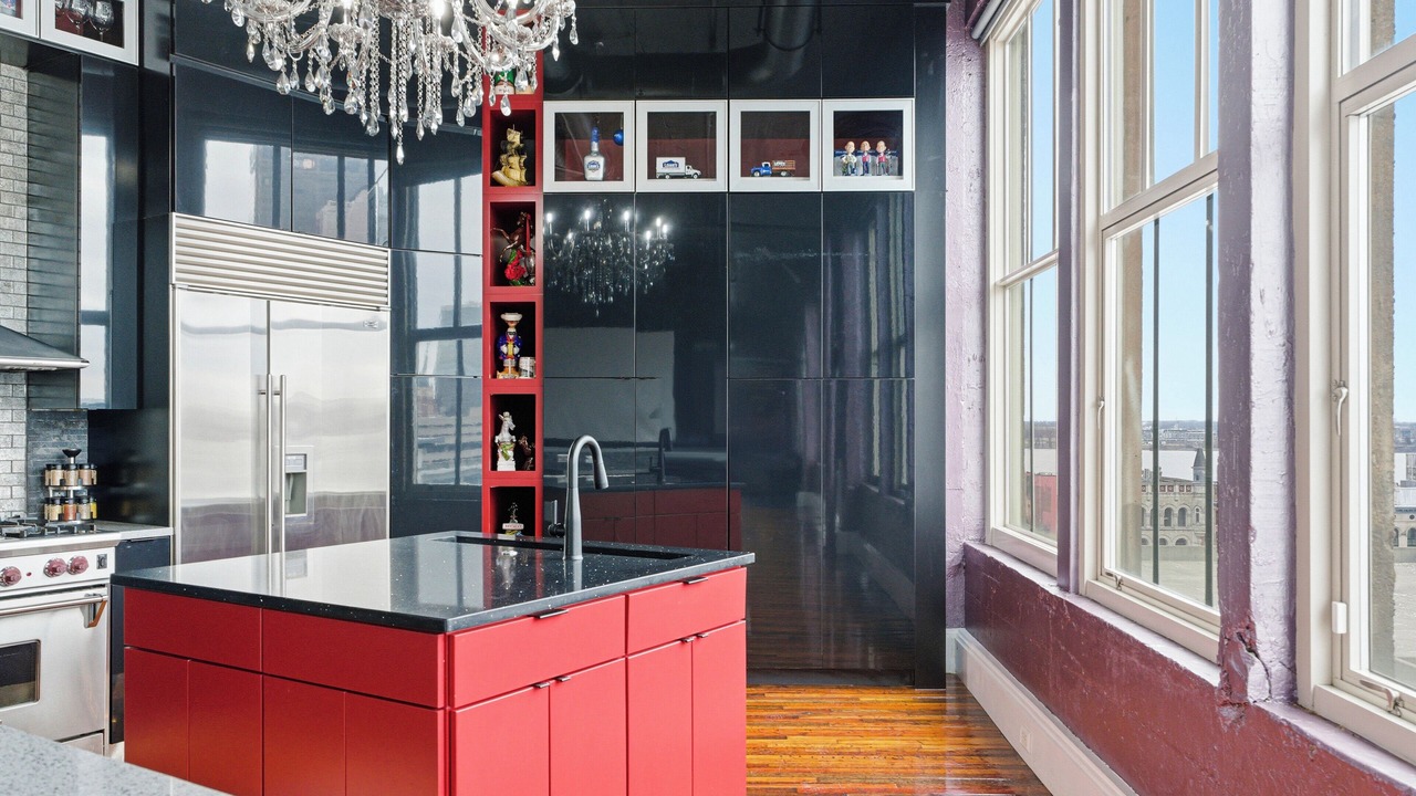 Photo of Kitchen in West Main Historic District