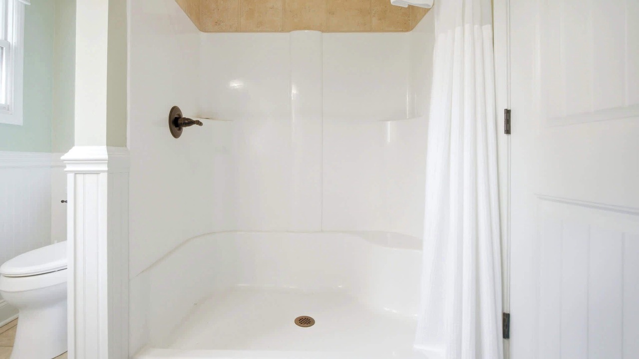 Photo of Bathroom in Maryville
