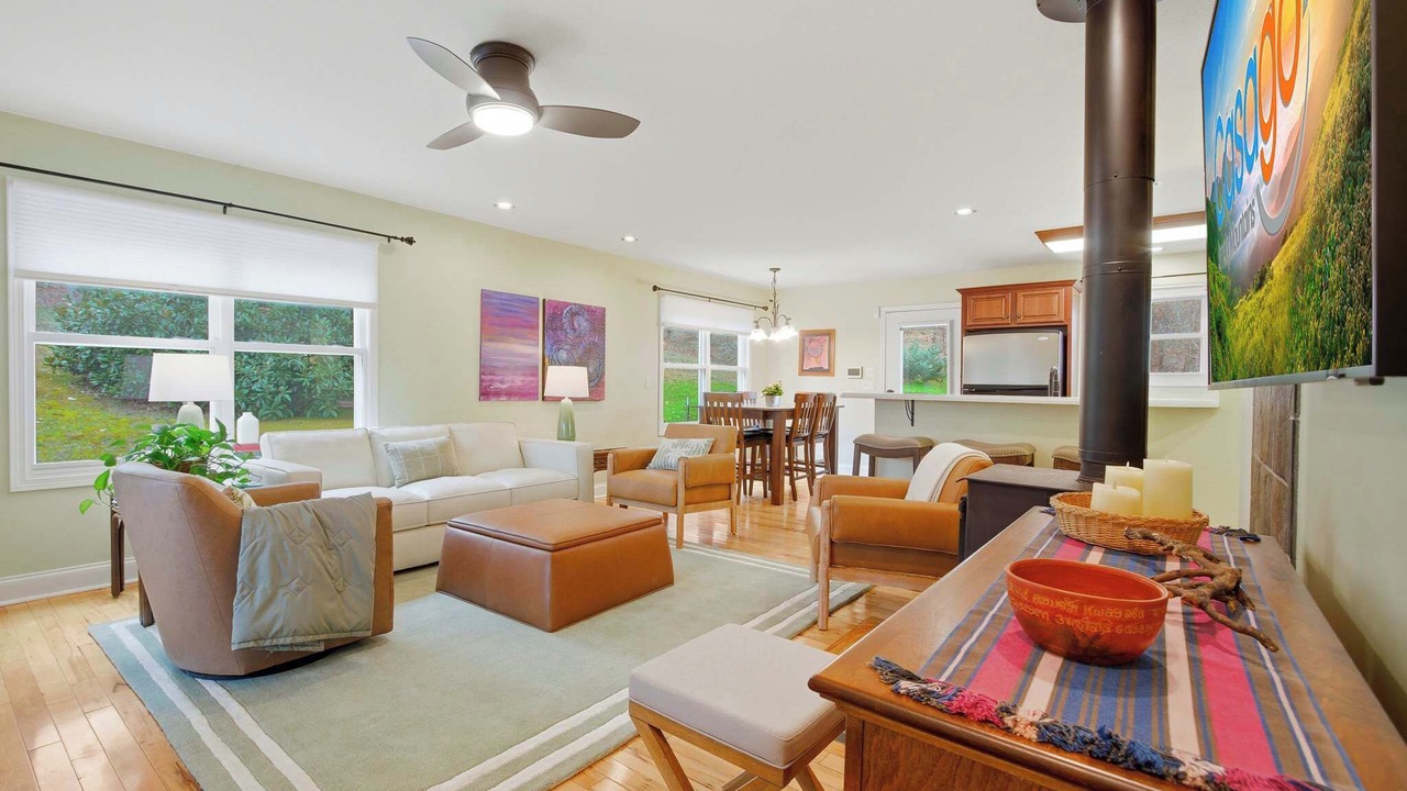 Photo of Livingroom in Maryville