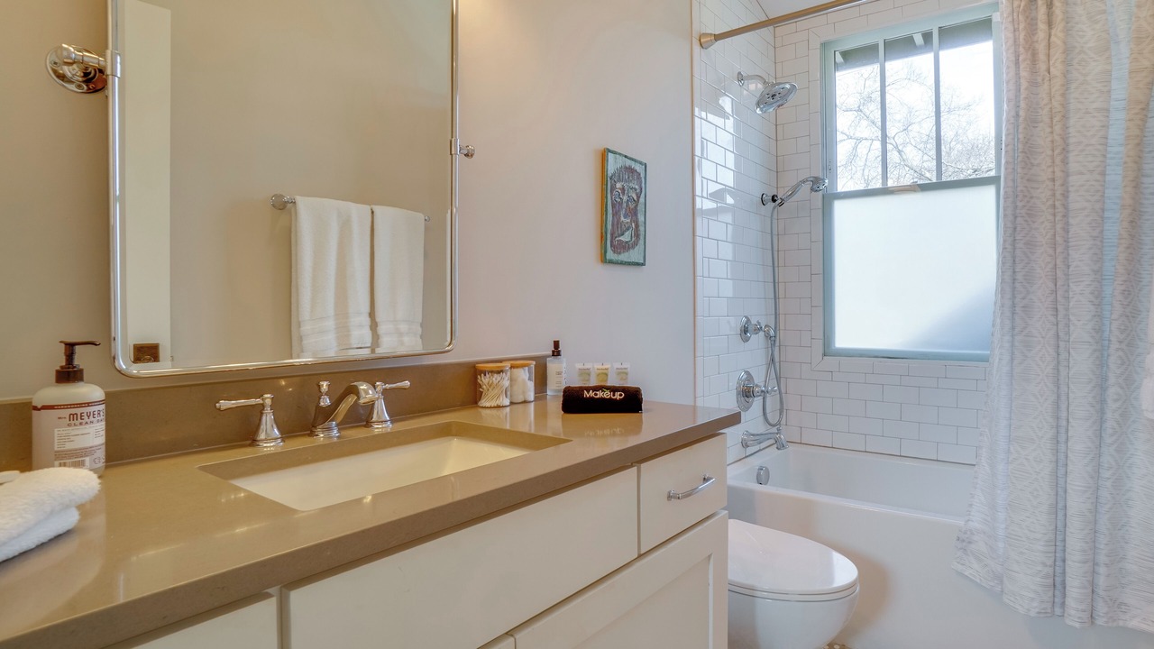 Photo of Bathroom in Richland