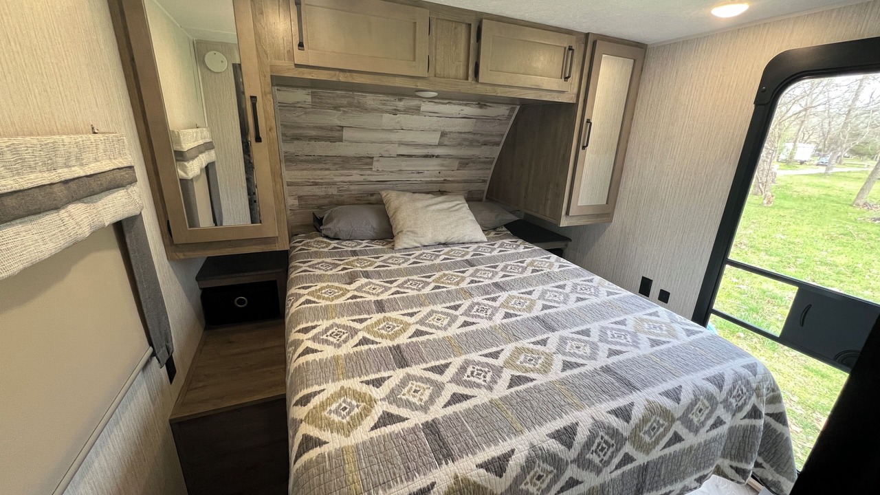 Photo of Bedroom in Proctor