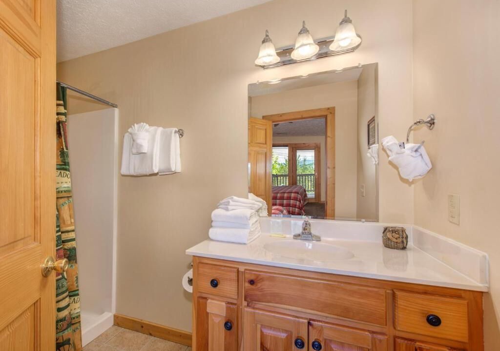 Photo of Bathroom in Black Bear Falls
